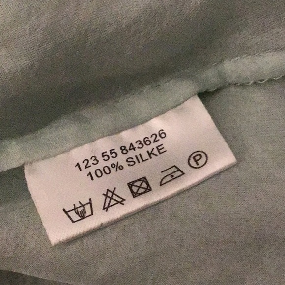 Wera Stockholm Sleeveless Silk Ruffle V Neck Tank Blouse - Picture 6 of 9